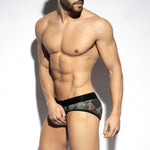 ES Collection Botanic Garden Brief (UN632)
