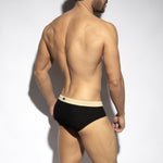 ES Collection Catwalk Brief (2509)